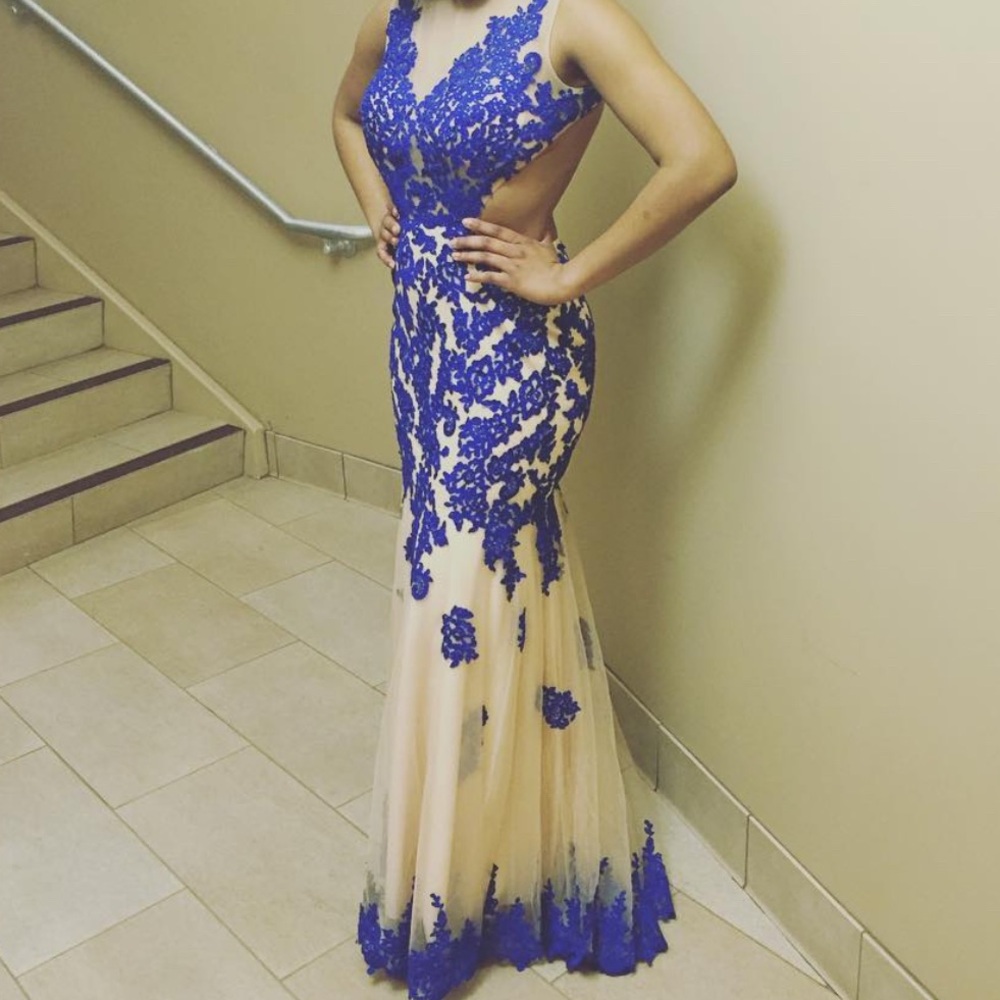 Dave & Johnny Royal Blue and Cream Backless Dress